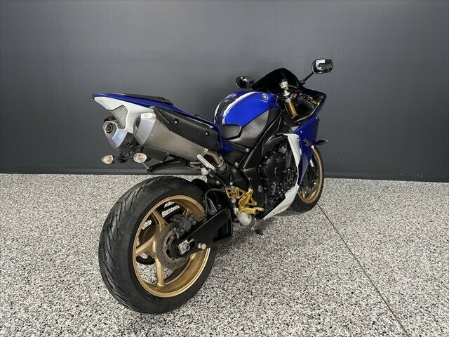 2011 YAMAHA YZF-R1 SPORTS