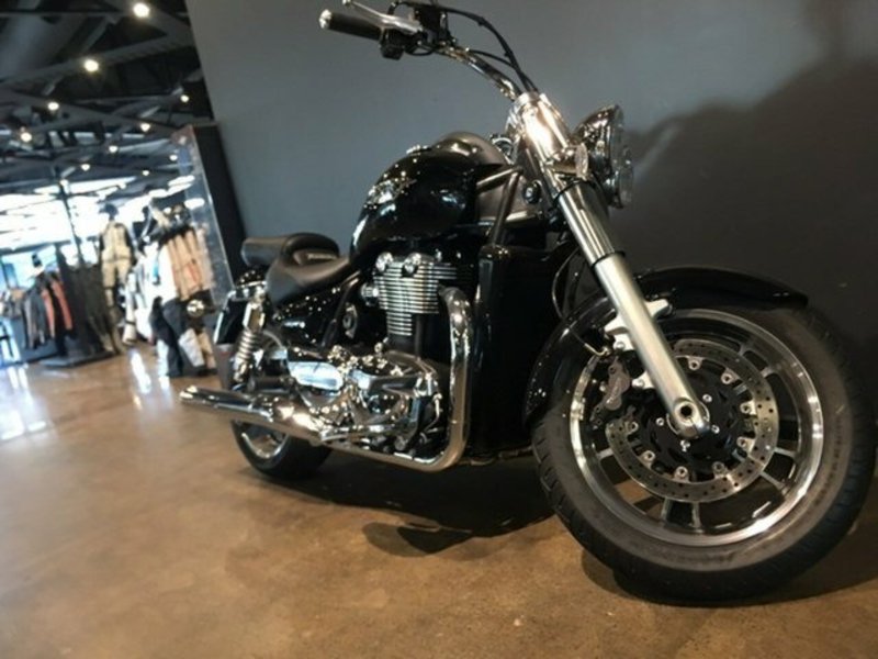 2016 TRIUMPH Thunderbird Commander