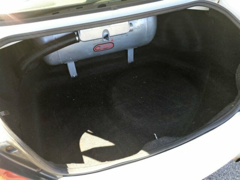 2000 FORD FALCON "DUAL FUEL" AU