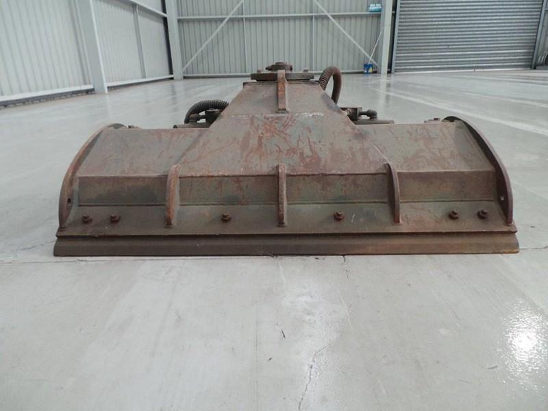 JIB WB140 HYDRAULIC BLADE