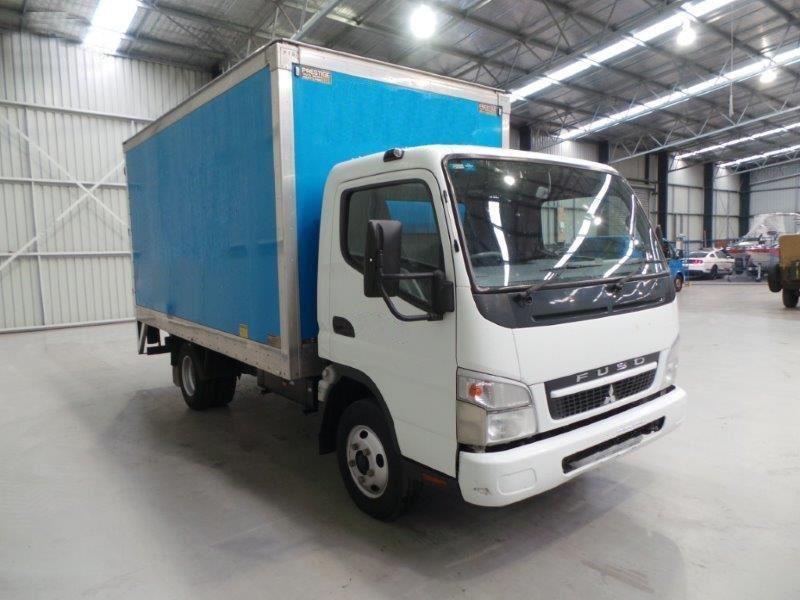 2010 FUSO CANTER PANTECH
