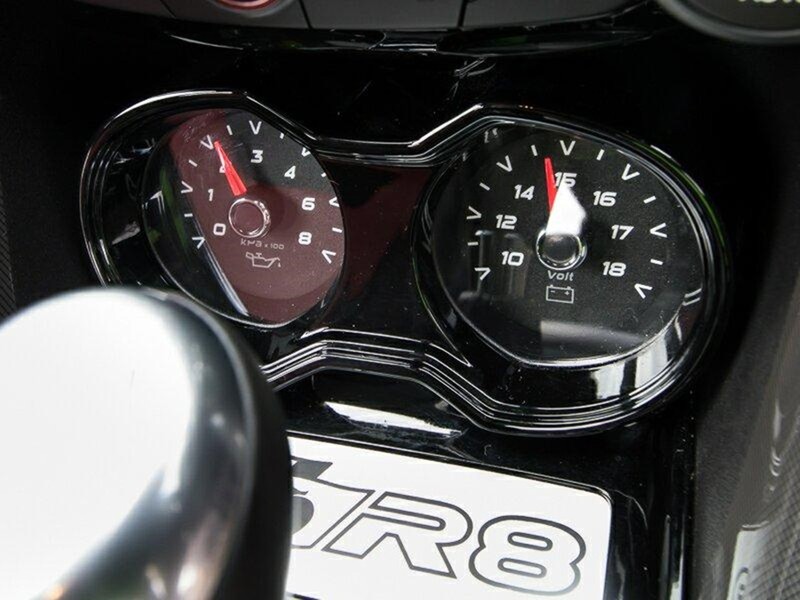 2013 HOLDEN SPECIAL VEHICLES CLUBSPORT R8 GEN-F