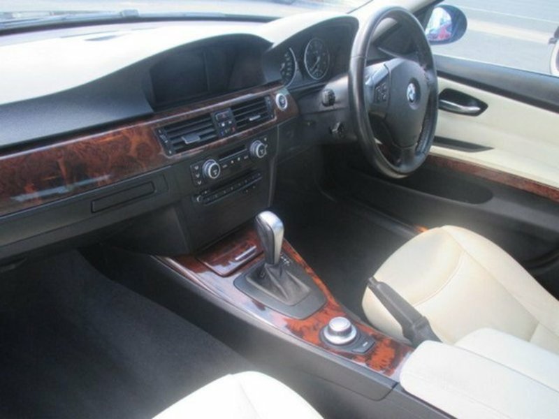 2008 BMW 3 25i E90 07 UPGRADE