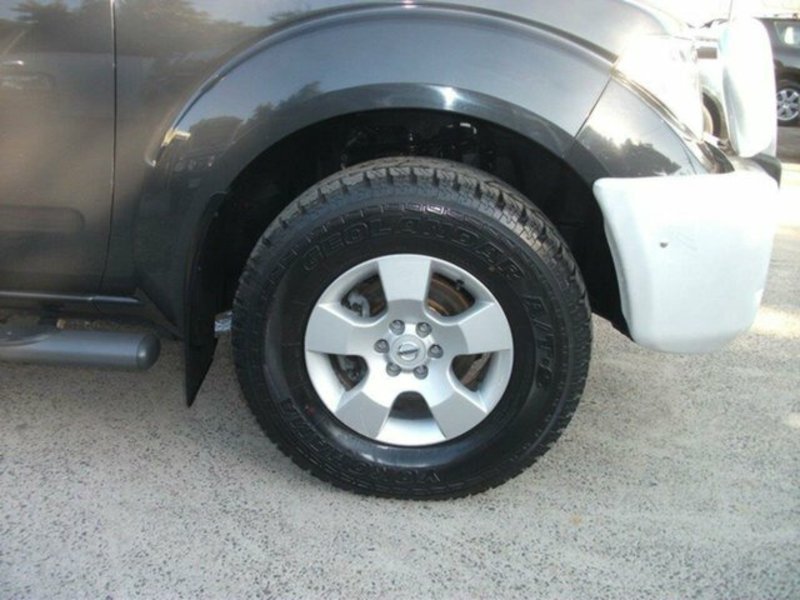 2007 NISSAN NAVARA ST-X (4x4) D40