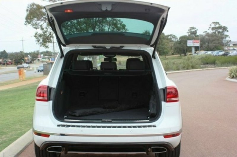 2015 VOLKSWAGEN TOUAREG V8 TDI R-LINE 7P MY15