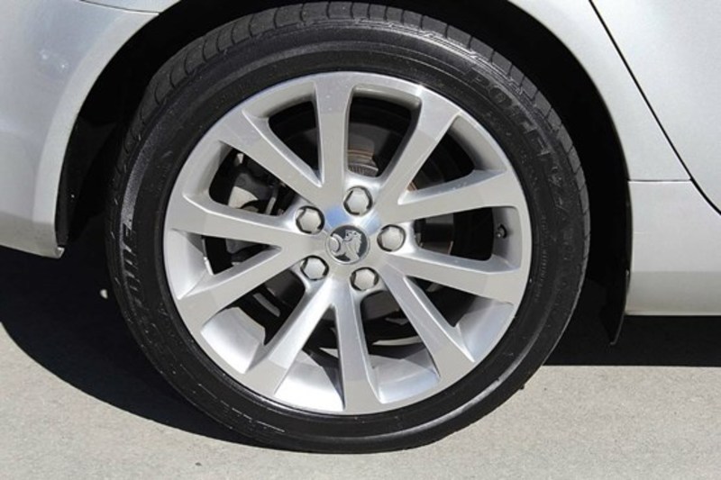 2011 HOLDEN COMMODORE EQUIPE SPORTWAGON VE Series II MY12