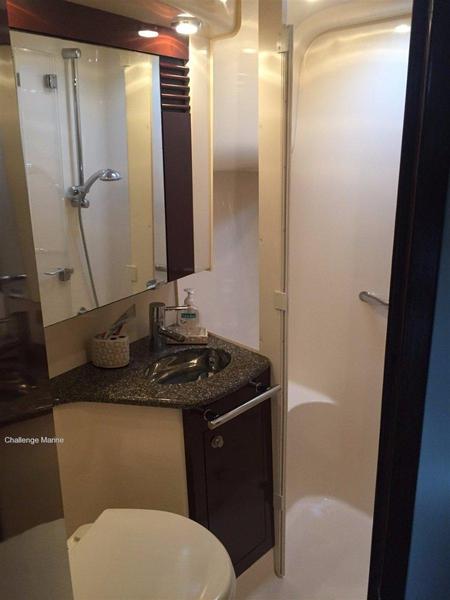 Sea Ray 44 Sedan Bridge Big volume live aboard resort style living