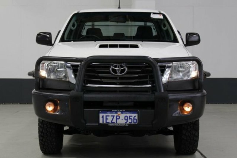 2013 TOYOTA HILUX SR (4x4) KUN26R MY12