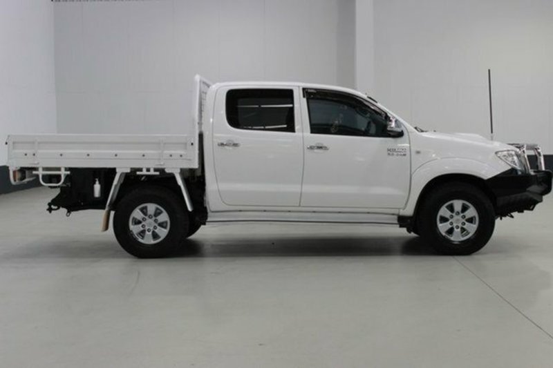 2009 TOYOTA HILUX SR5 (4x4) KUN26R 09 UPGRADE