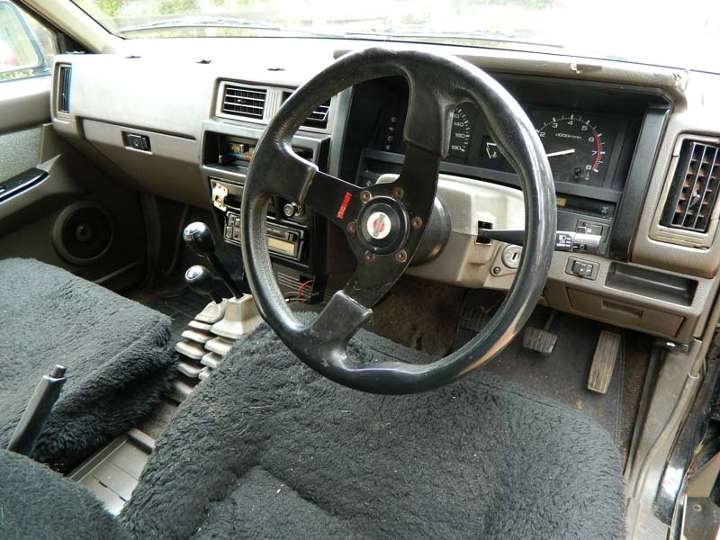 1989 NISSAN PATHFINDER DX (4x4) WNYD21
