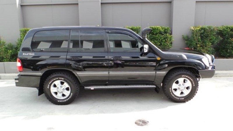 2006 TOYOTA LANDCRUISER SAHARA HDJ100R