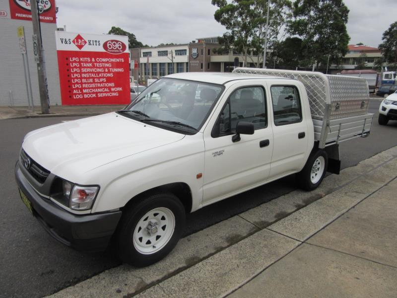 2003 TOYOTA HILUX RZN149R MY02