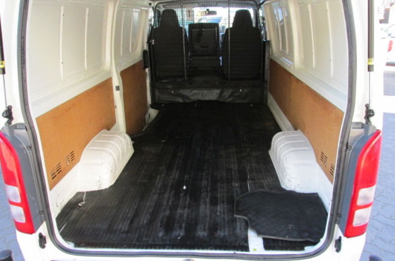 2010 TOYOTA HIACE LWB TRH201R MY11 UPGRADE