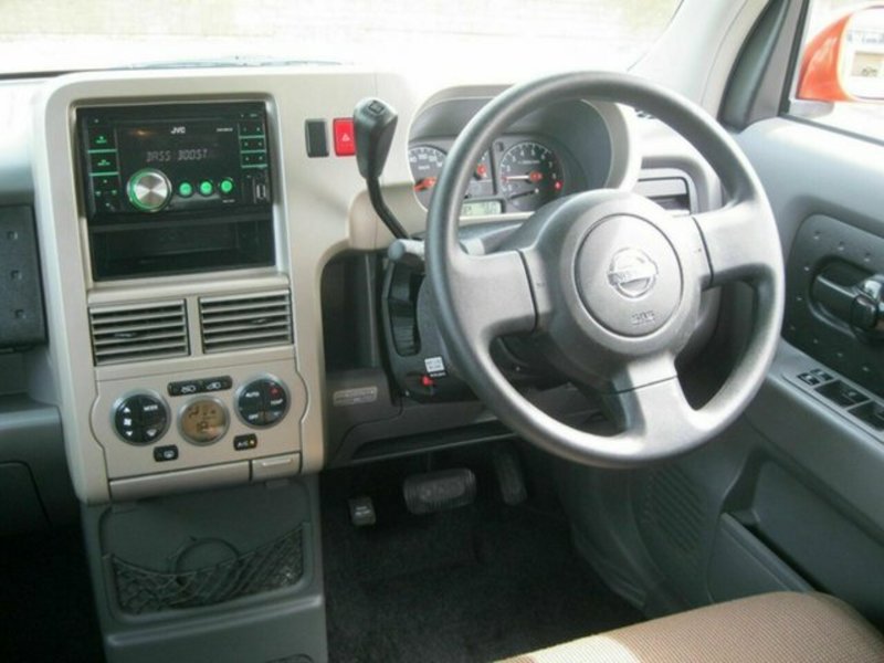 2003 NISSAN CUBE Z11