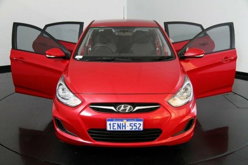 2014 HYUNDAI ACCENT ACTIVE RB2