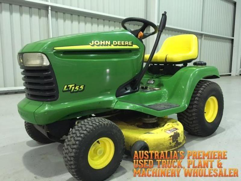 JOHN DEERE LT155 RIDE ON