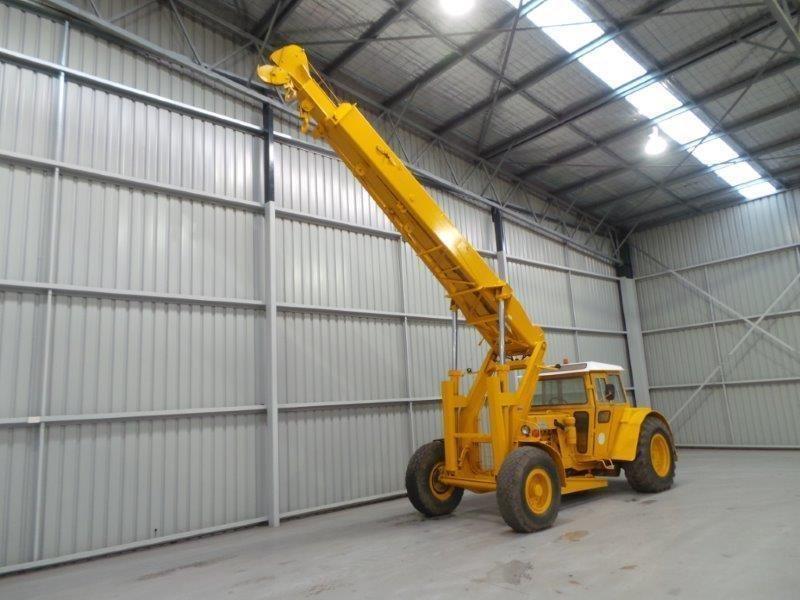 CHAMBERLAIN 8 TON YARD CRANE