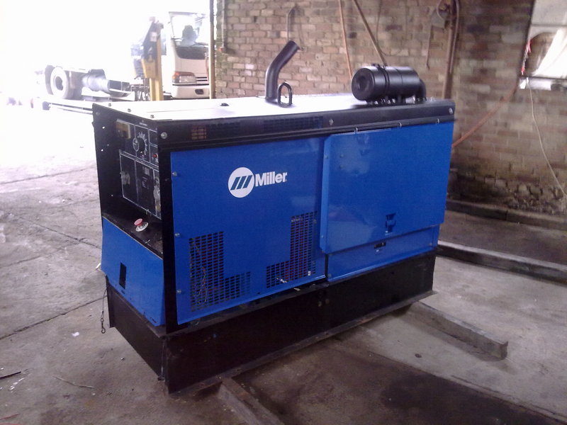 MILLER BIG BLUE 800CDI AIRPACK DIESEL WELDER
