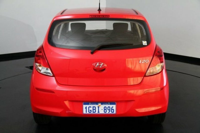 2013 HYUNDAI i20 ACTIVE PB MY14