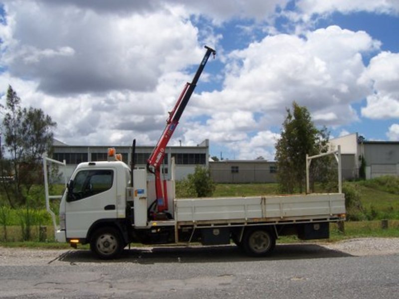 2006 MITSUBISHI FUSO CANTER MF592