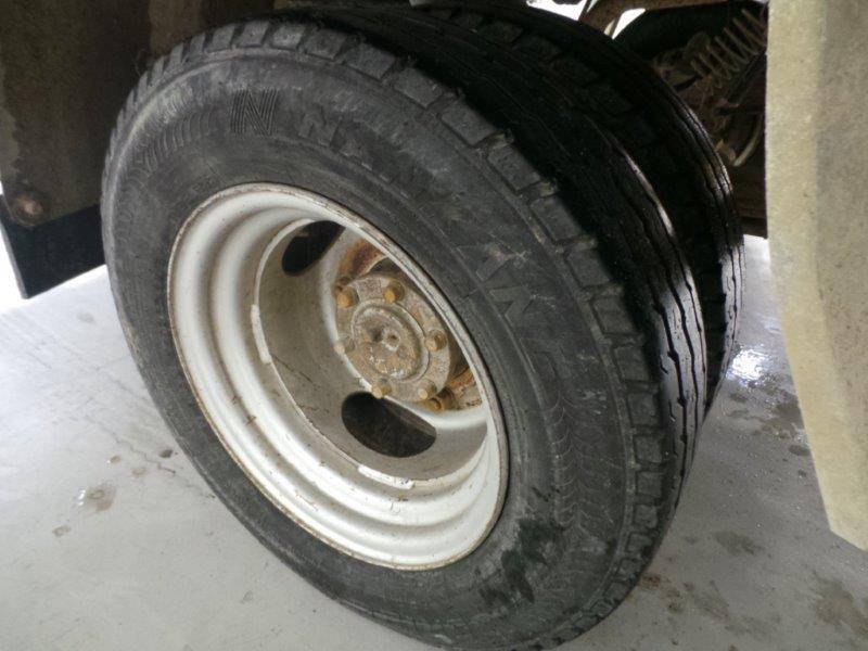 1998 MAZDA E2500