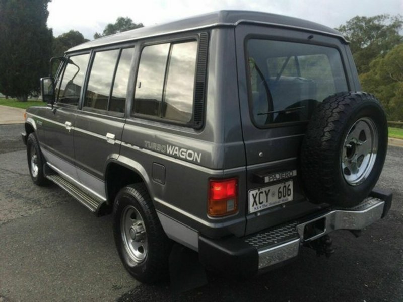 1987 MITSUBISHI PAJERO SUPERWAGON (4x4) NE