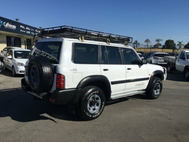 2001 NISSAN PATROL ST (4x4) GU III
