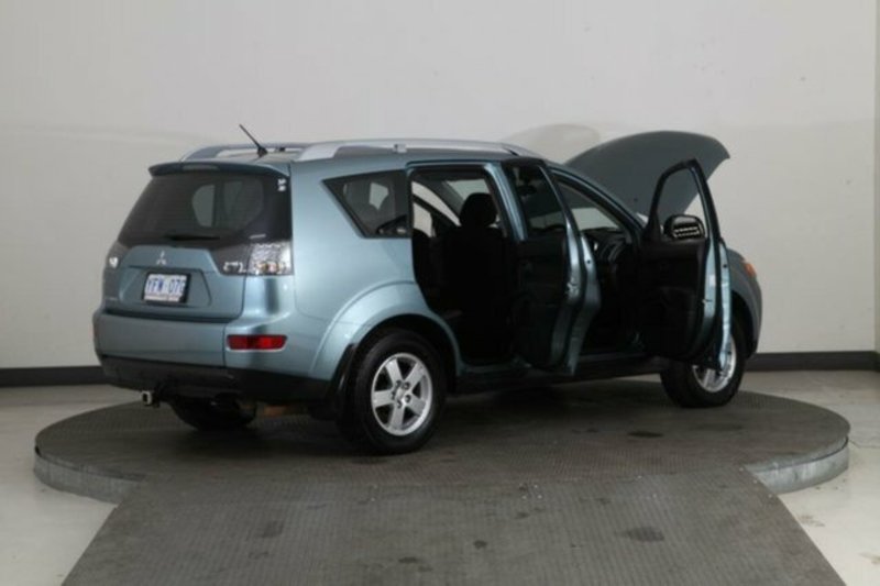 2009 MITSUBISHI OUTLANDER LS ZG MY09