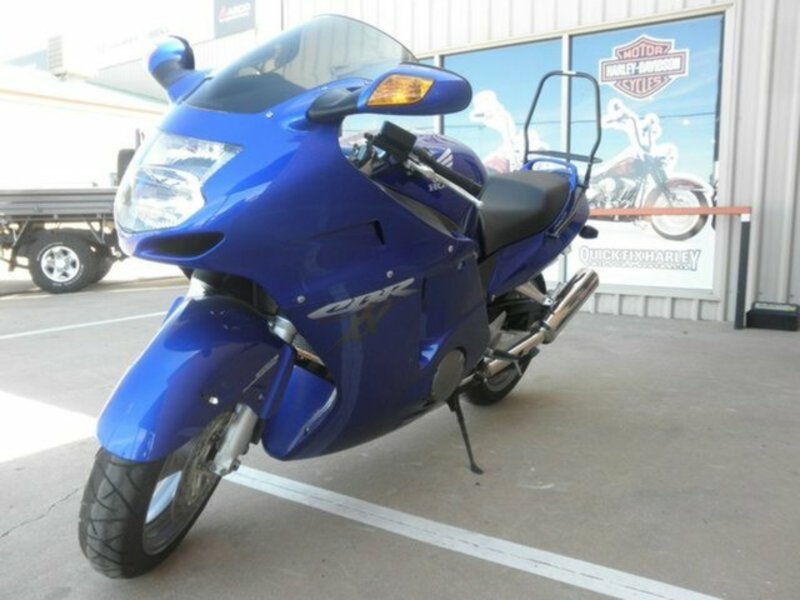 2003 HONDA 1100CC CBR1100XX (SUPER BLACKBIRD) 3