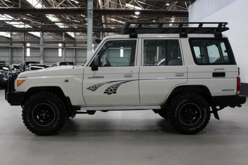 2012 TOYOTA LANDCRUISER WORKMATE (4x4) VDJ76R 09 UPGRADE