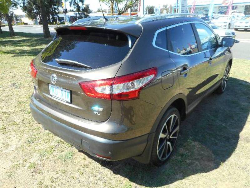 2015 NISSAN QASHQAI TL J11