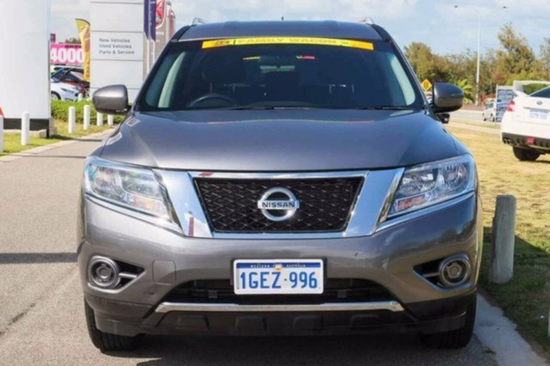 2015 NISSAN PATHFINDER ST (4x2) R52