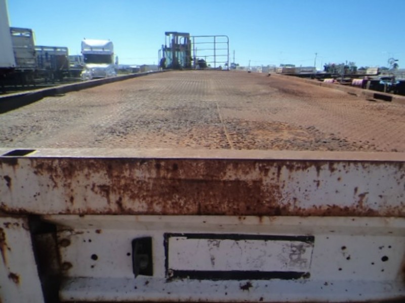 Haulmark Flat top Semi Trailer