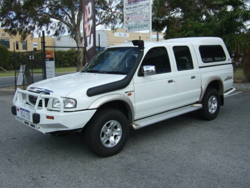 2004 MAZDA B2500 BRAVO SDX (4x4)