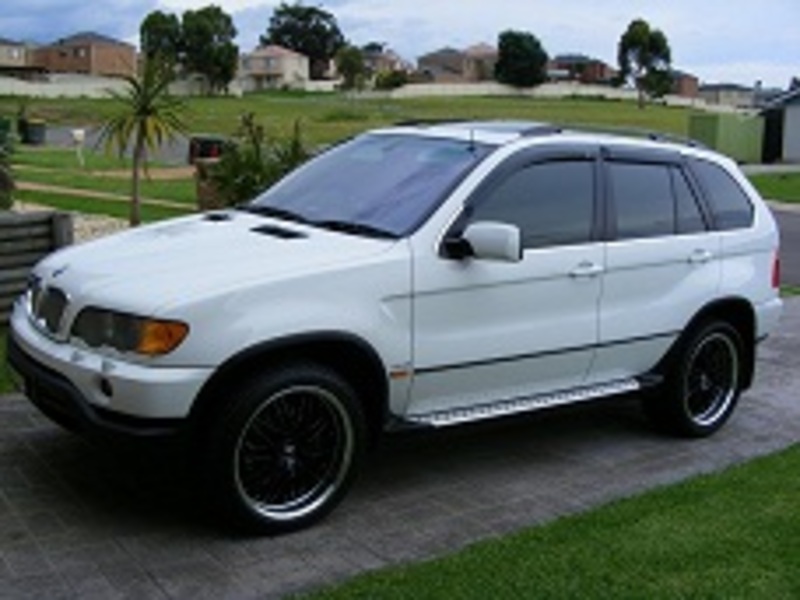 2001 BMW X5 4.4i E53