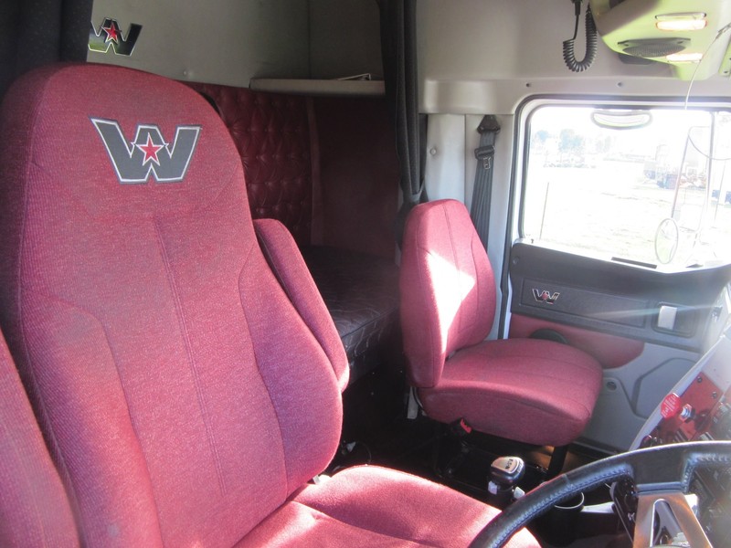 2012 WESTERN STAR 4864FX STRATOSPHERE 4864FX Truck