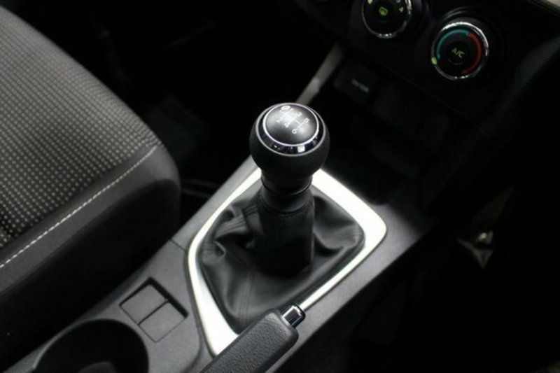 2013 TOYOTA COROLLA ASCENT ZRE182R