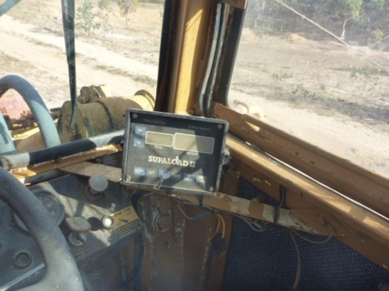 KOMATSU Komatsu W120-2 Loader Loader