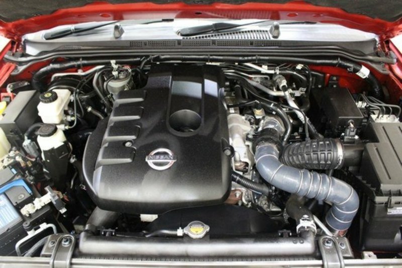 2012 NISSAN PATHFINDER ST-L (4x4) R51 Series 4