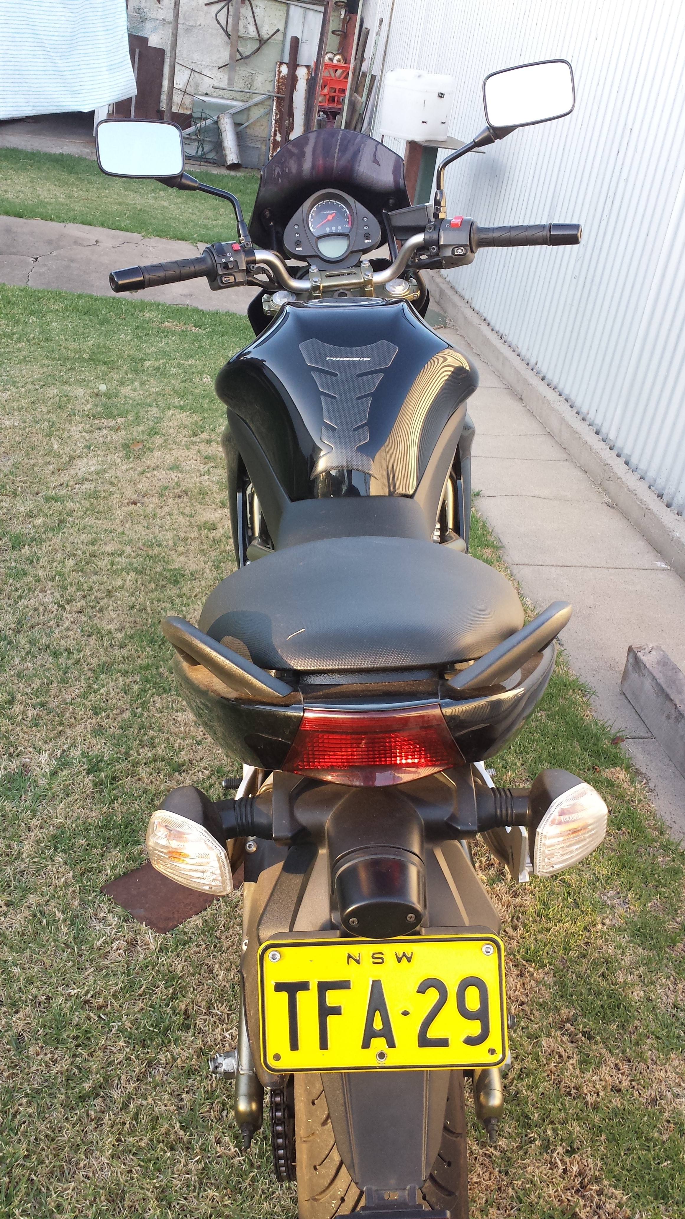 2006 KAWASAKI ER 650CC ROAD