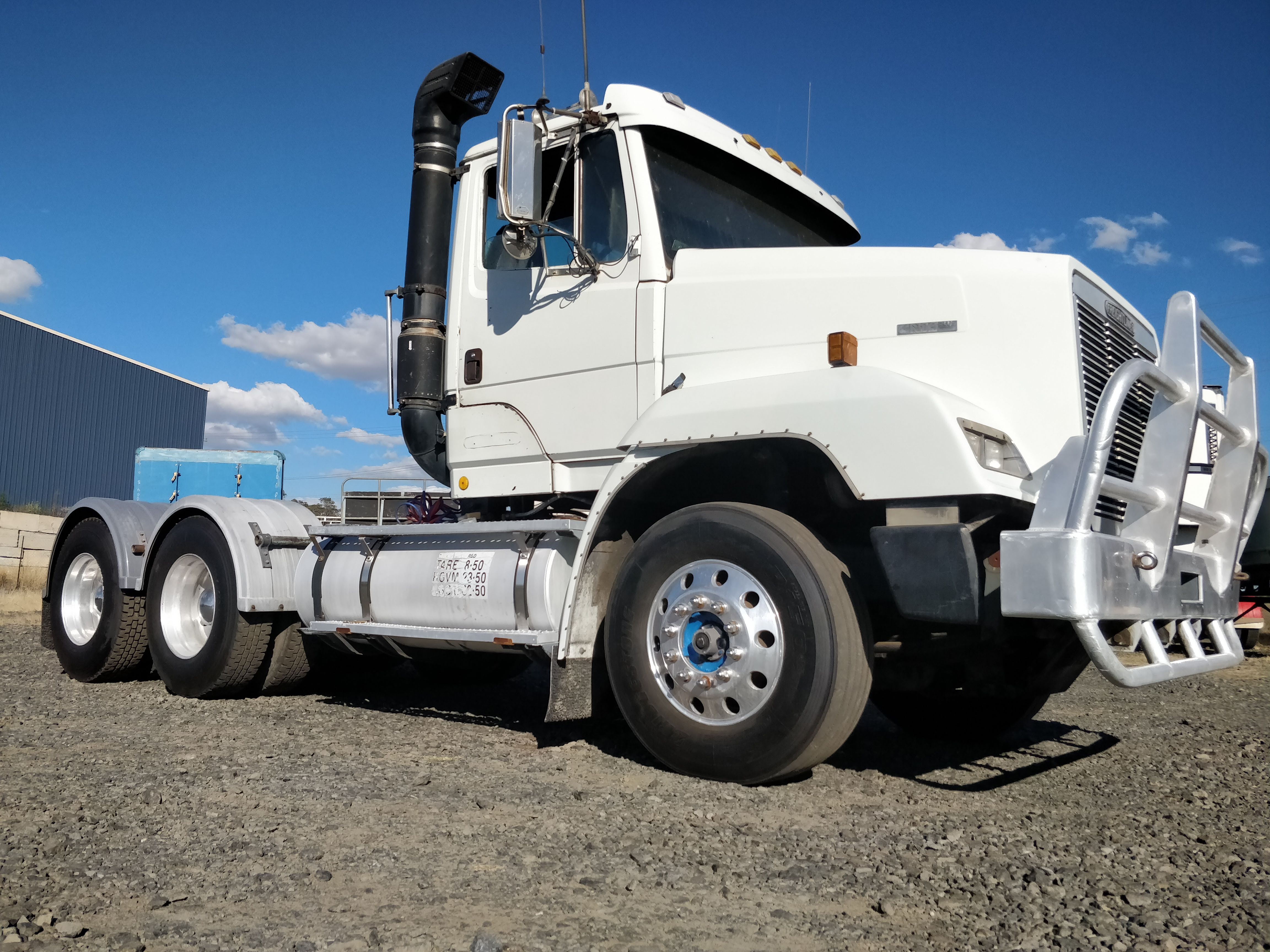 1996 Freightliner FL112