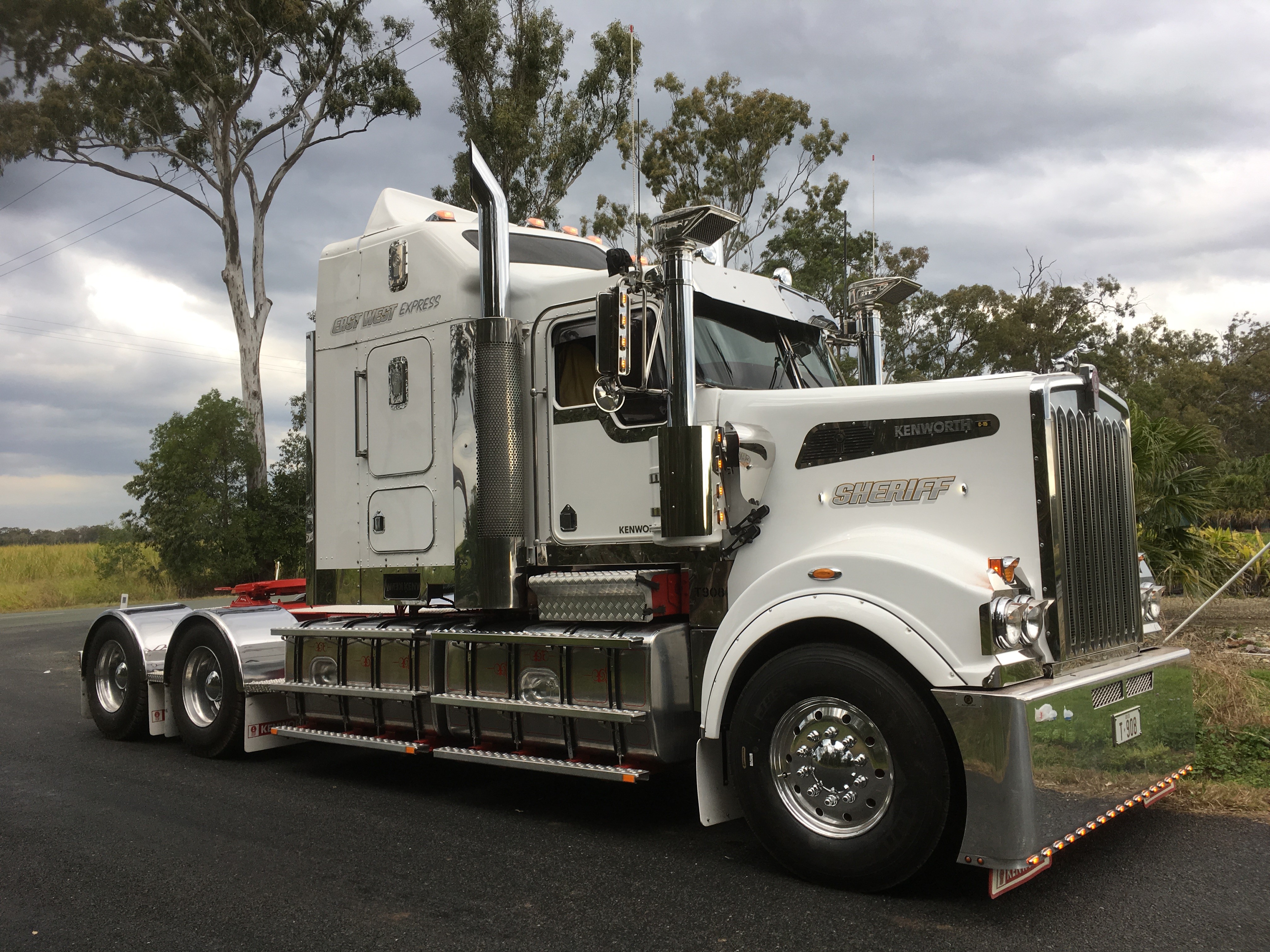 2008 Kenworth T908