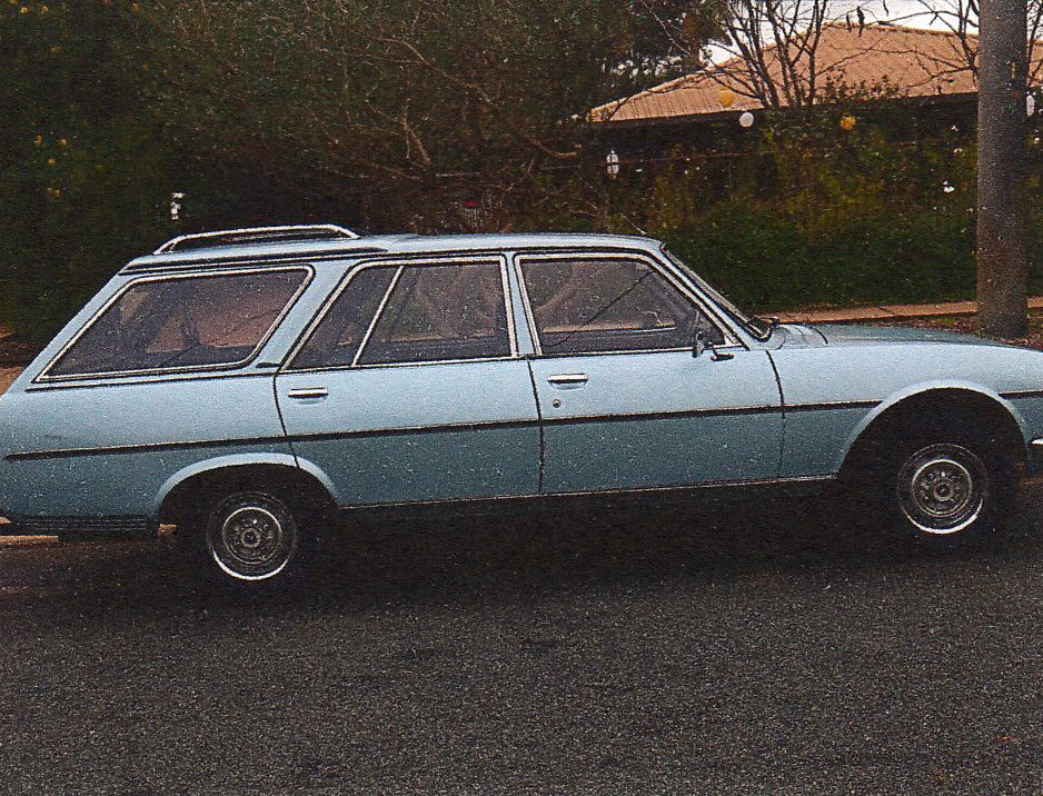 1982 PEUGEOT 504 WAGON