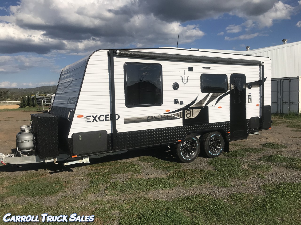 2017 Essential Caravans Exceed Series 11 Caravan
