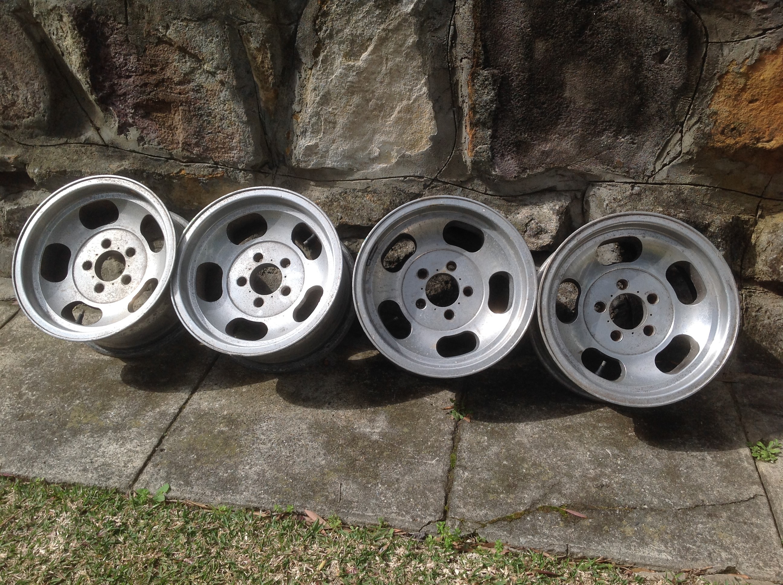 CHRYSLER VALIANT CHARGER JELLY BEAN MAGS (4) 
