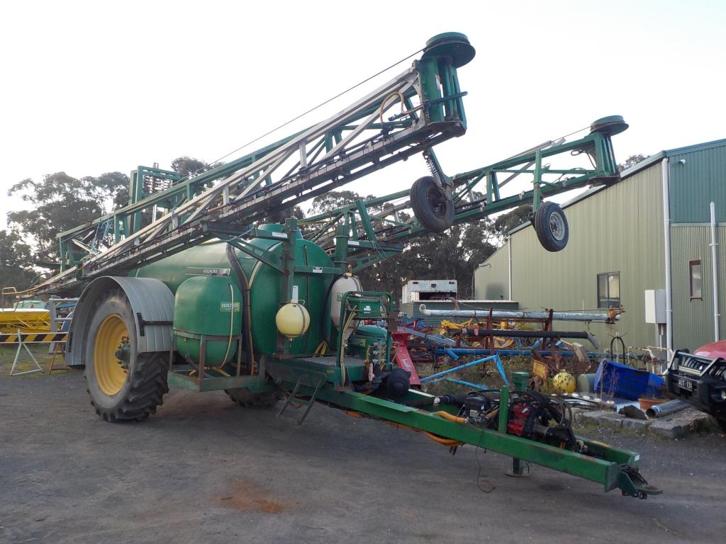 GOLDACRES BOOM SPRAYER. 