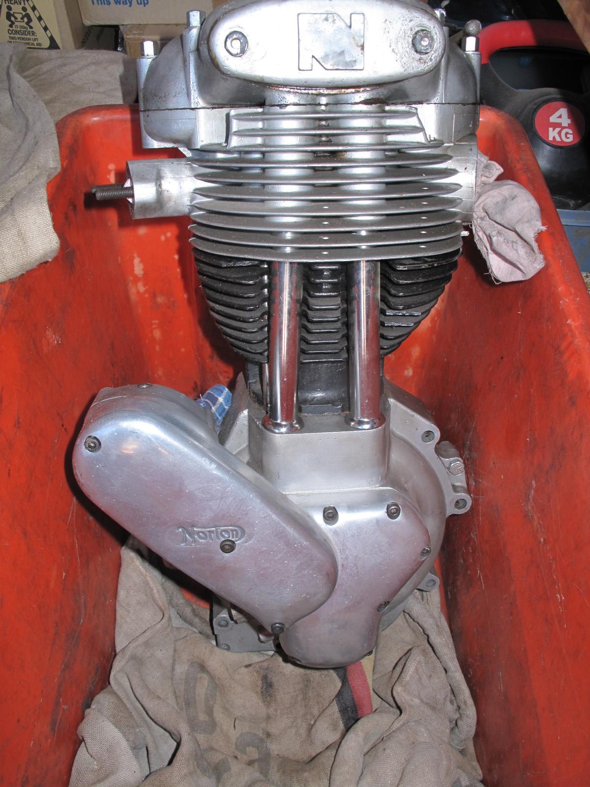 NORTON ES2 500 SINGLE RECONDITIONED ENGINE APPROX 1961