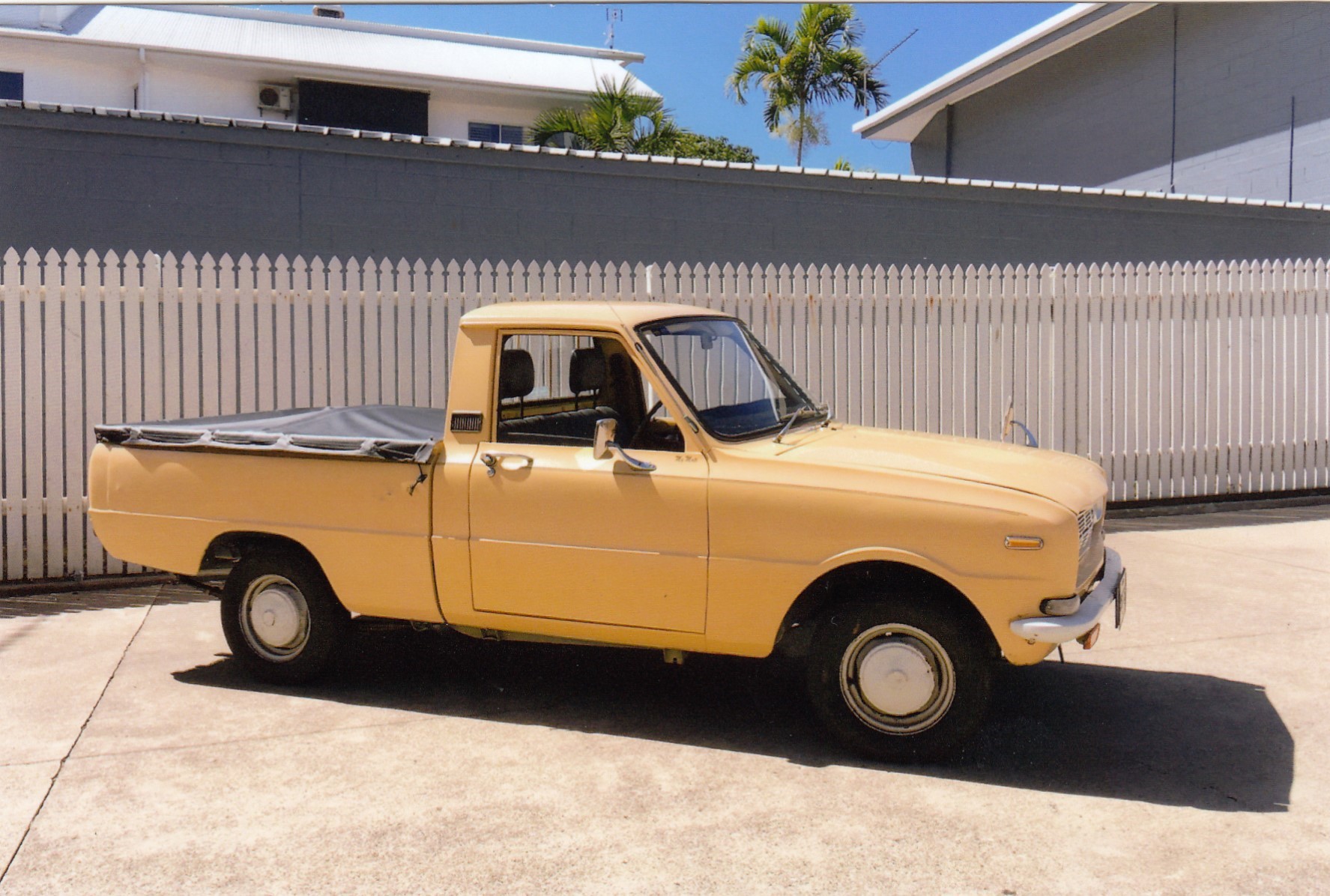 1978 MAZDA F1000 UTILITY