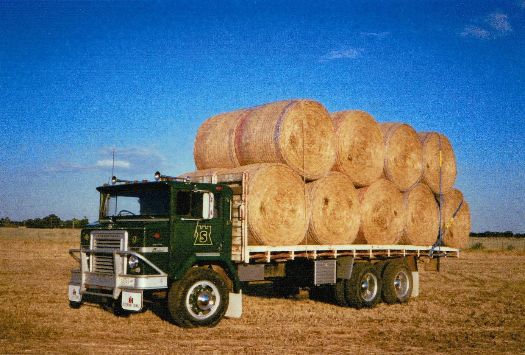 1969 INTERNATIONAL C1800 ACCO 