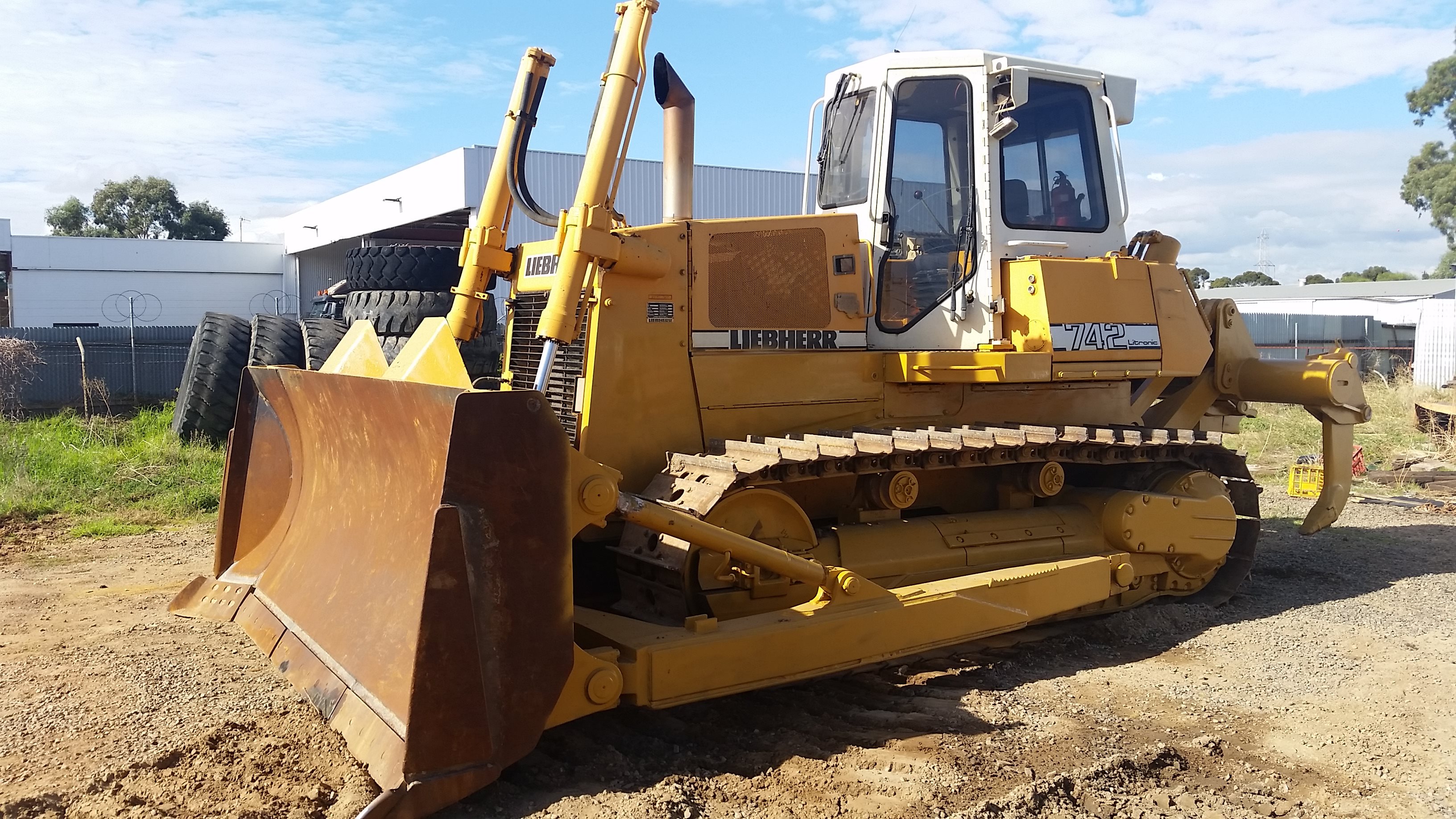 1996 Liebherr PR742 Bull Tilt Dozer